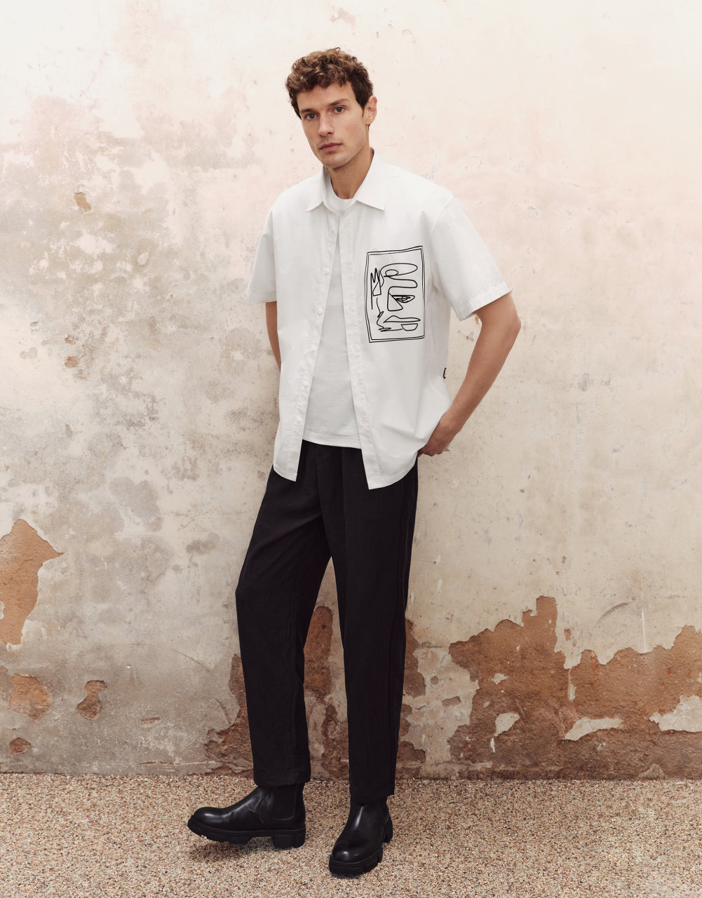 Line-Drawing Printed Loose Shirt