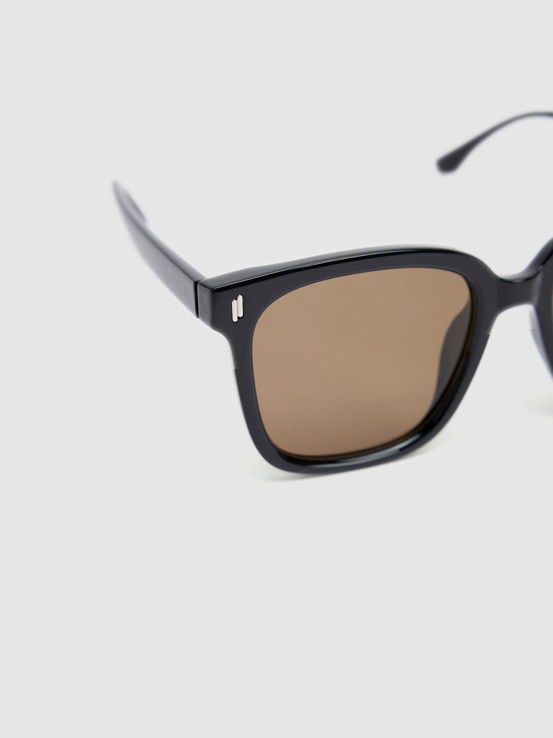 Polarizing Glasses