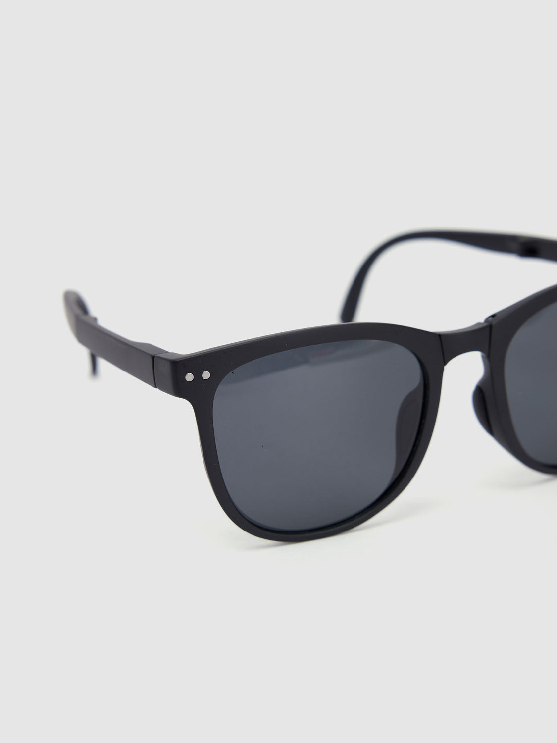 Polarizing Glasses