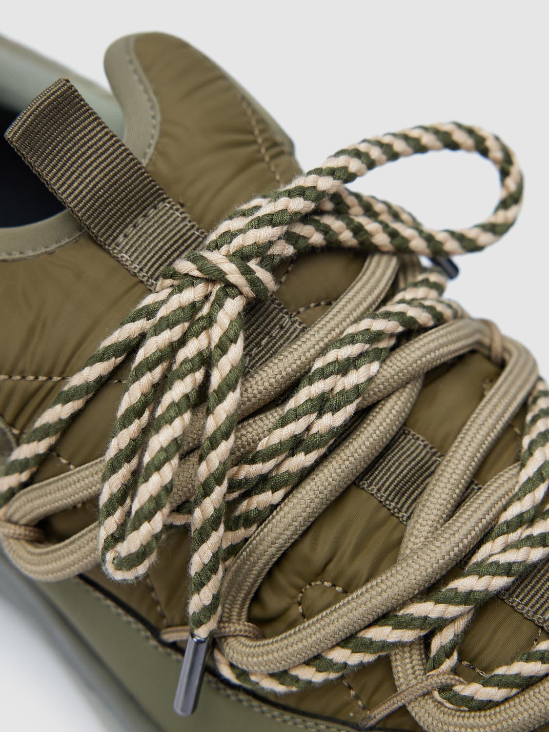 Contrast Strip Sneakers