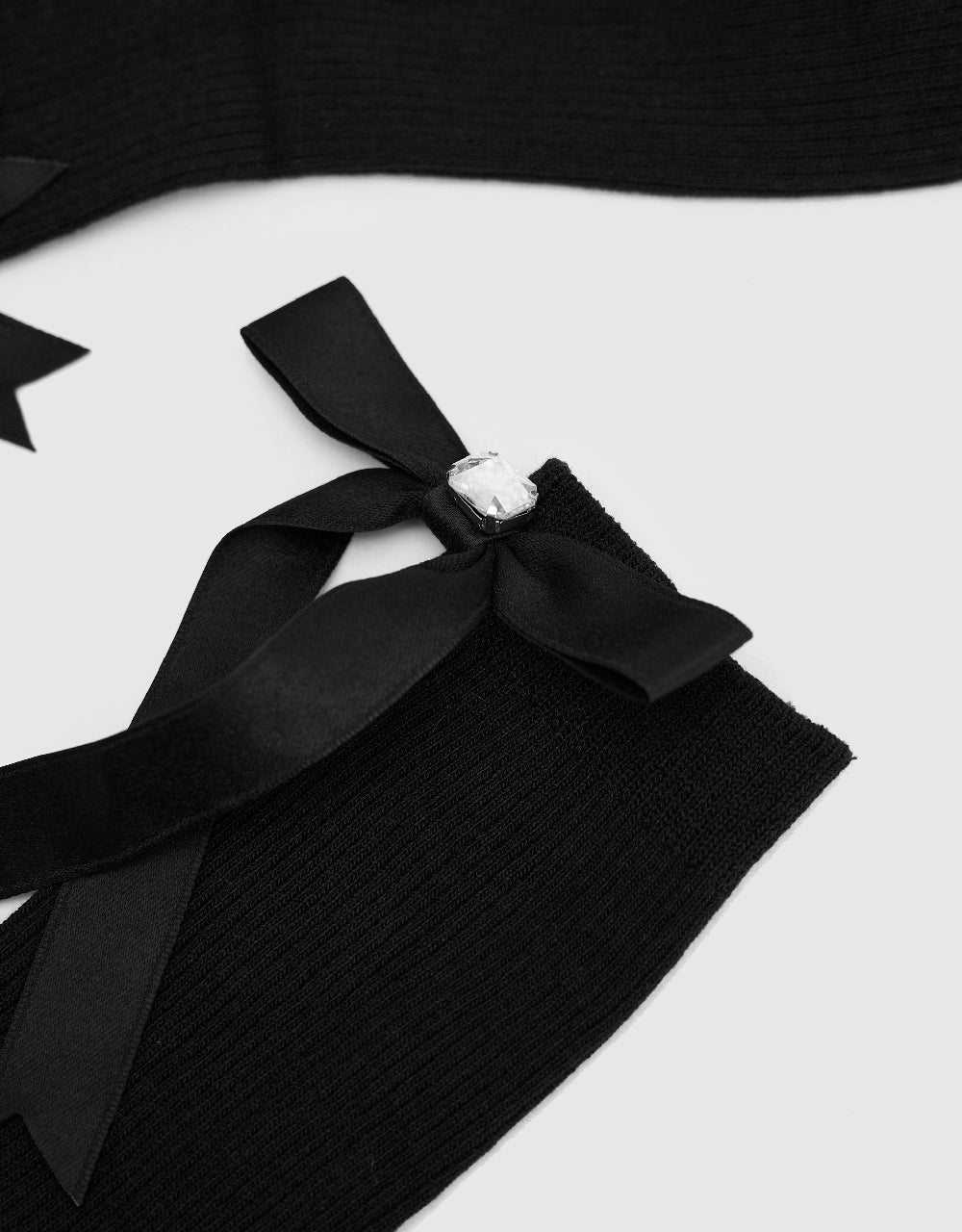 Bow Décor Mid-Length Socks
