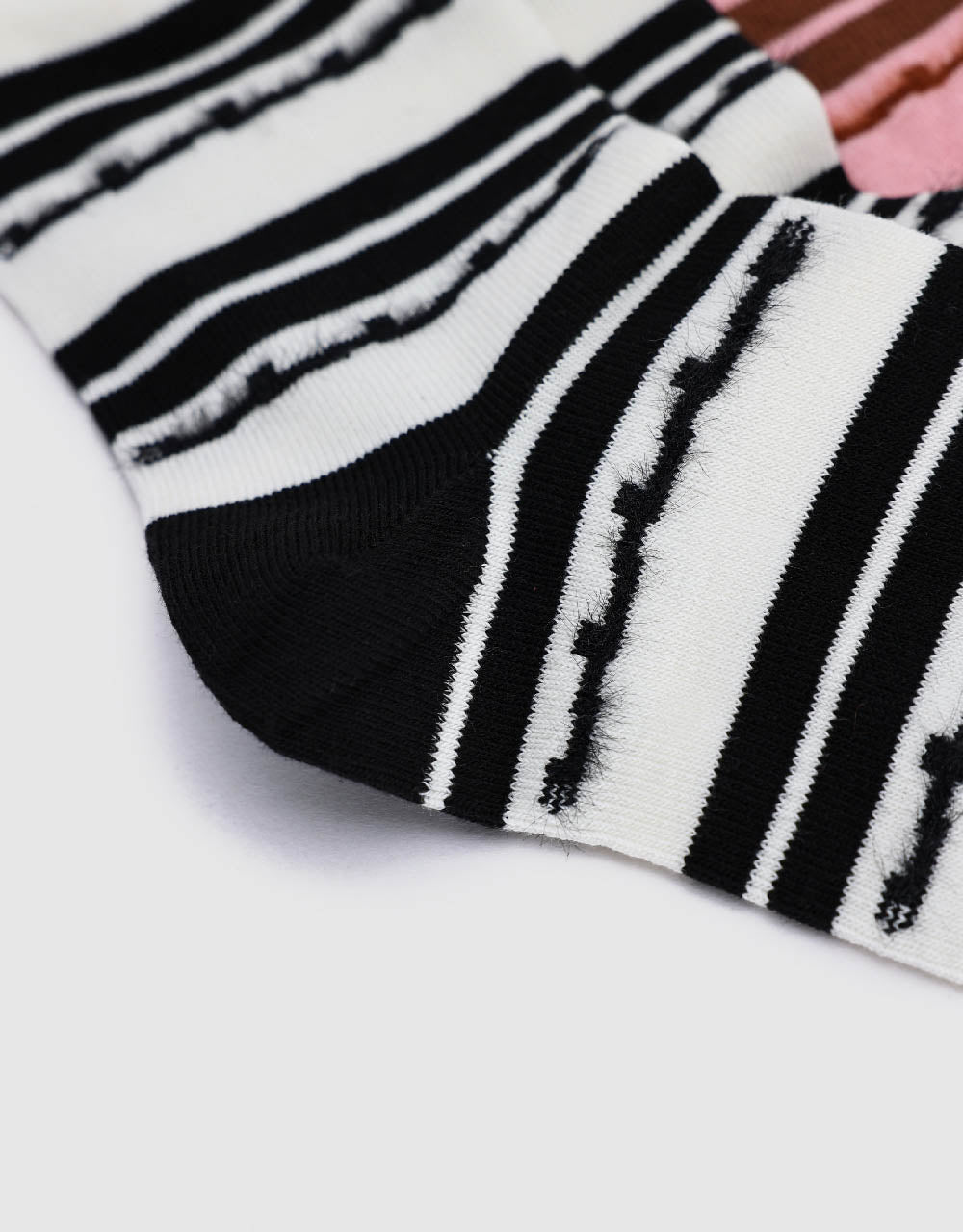 Striped Mid-Length Socks