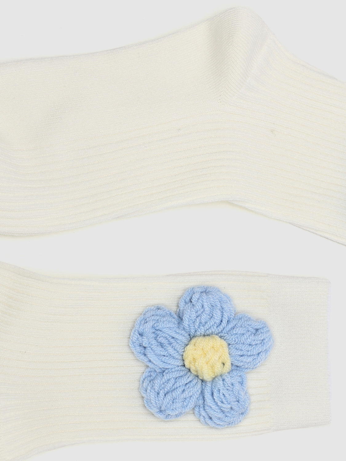 Flower Décor Mid-Length Socks