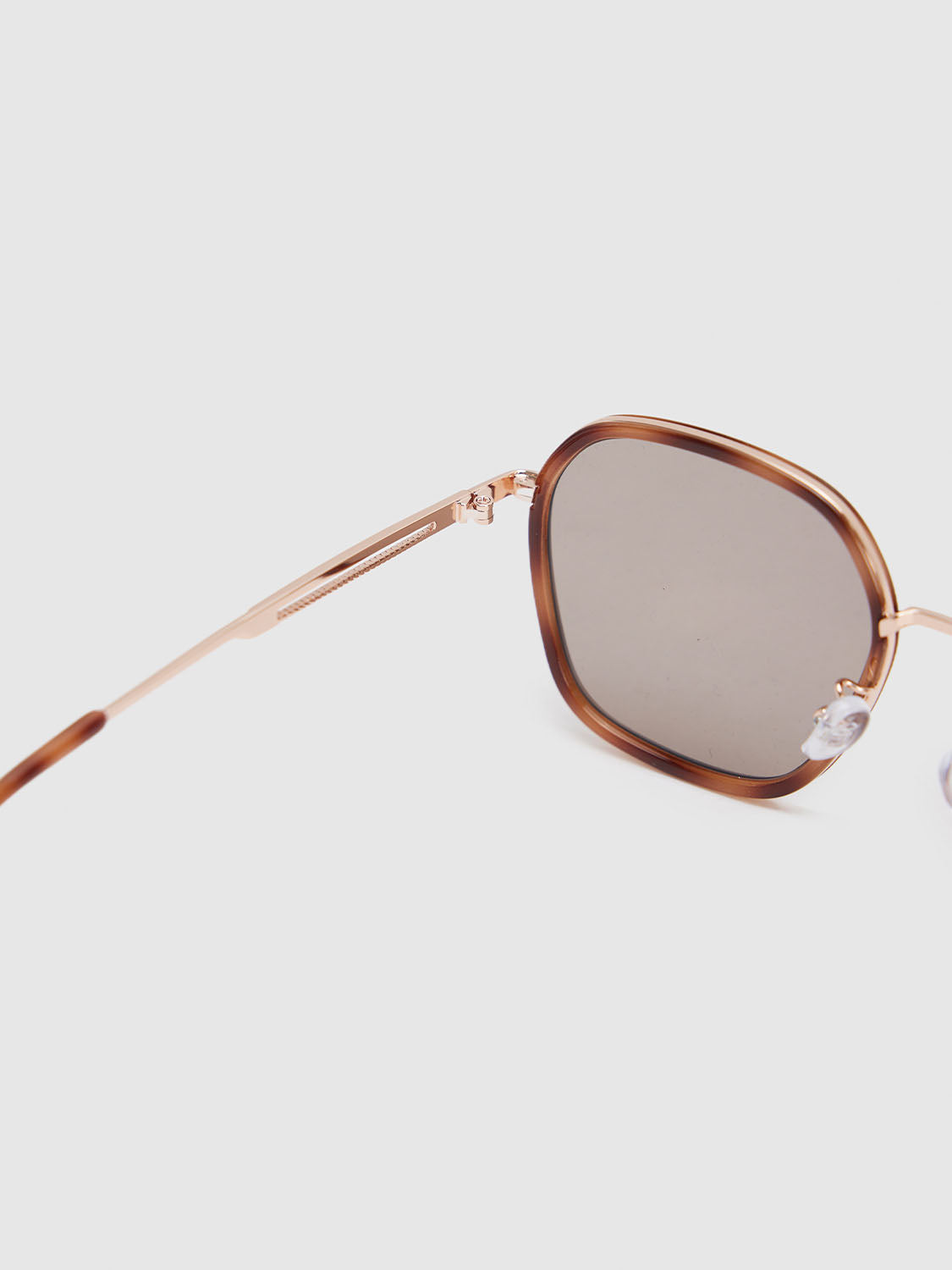 Polarizing Glasses