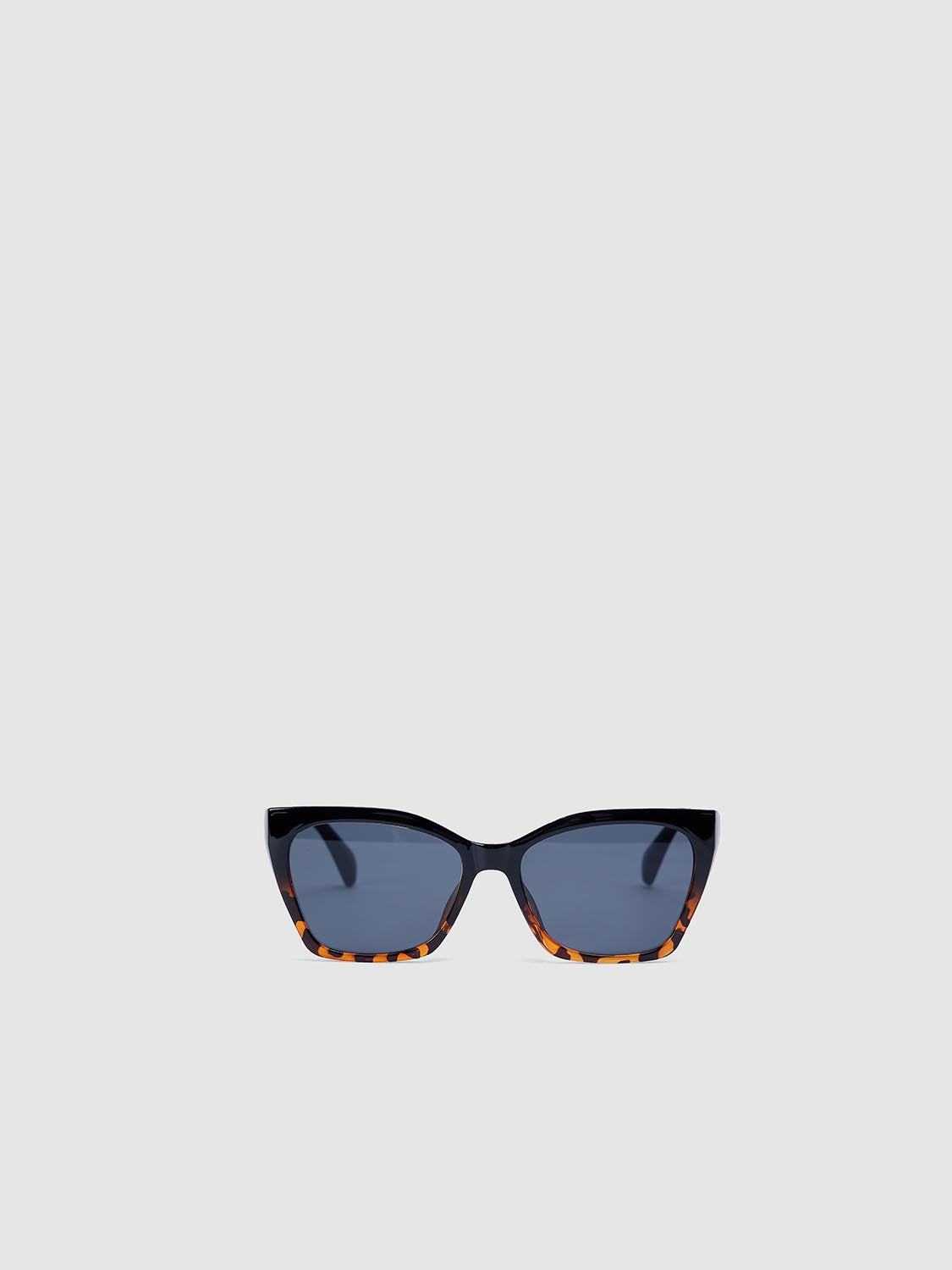 Oversize Cat Eye Sunglasses