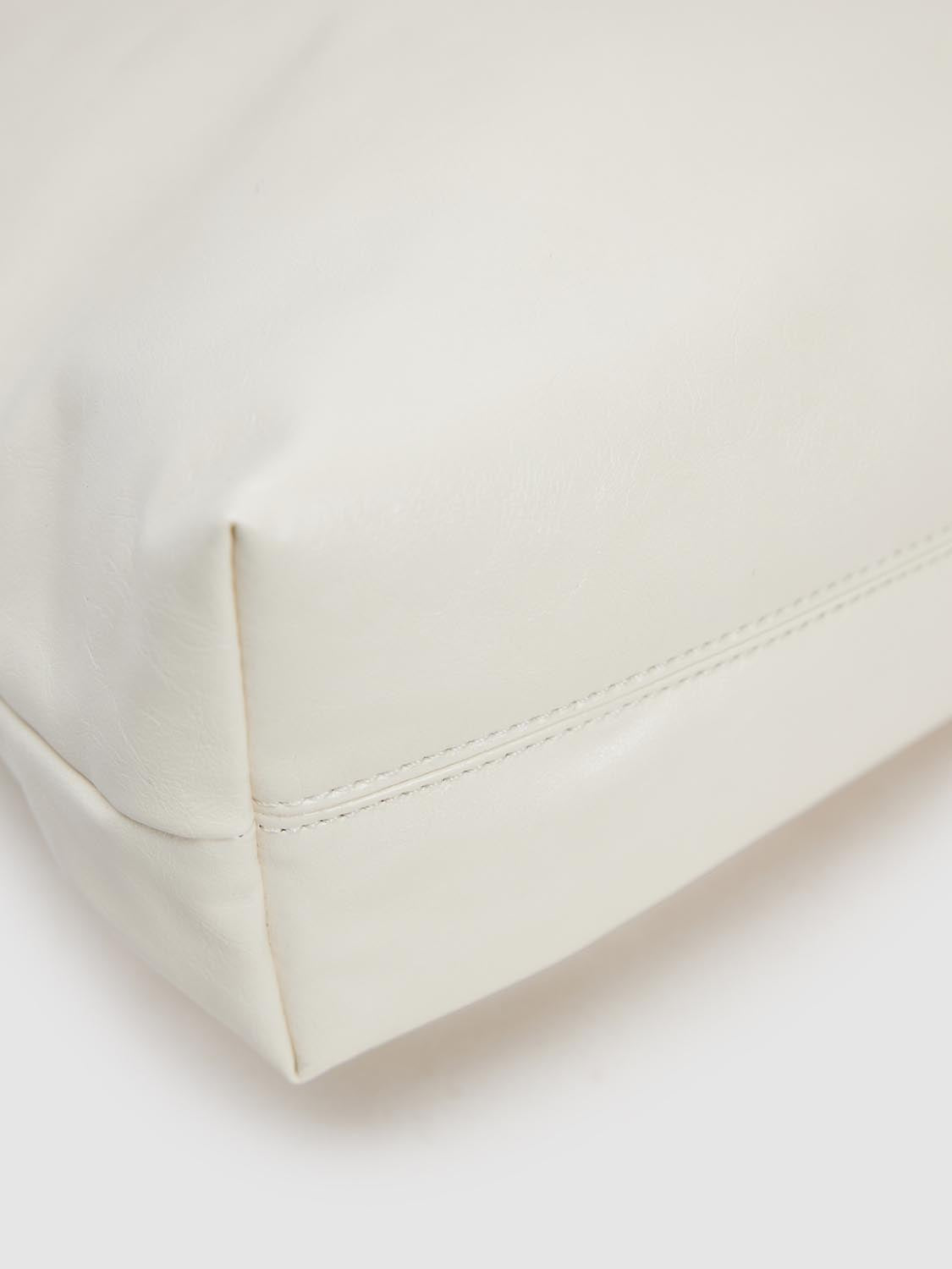 Shoulder Bags