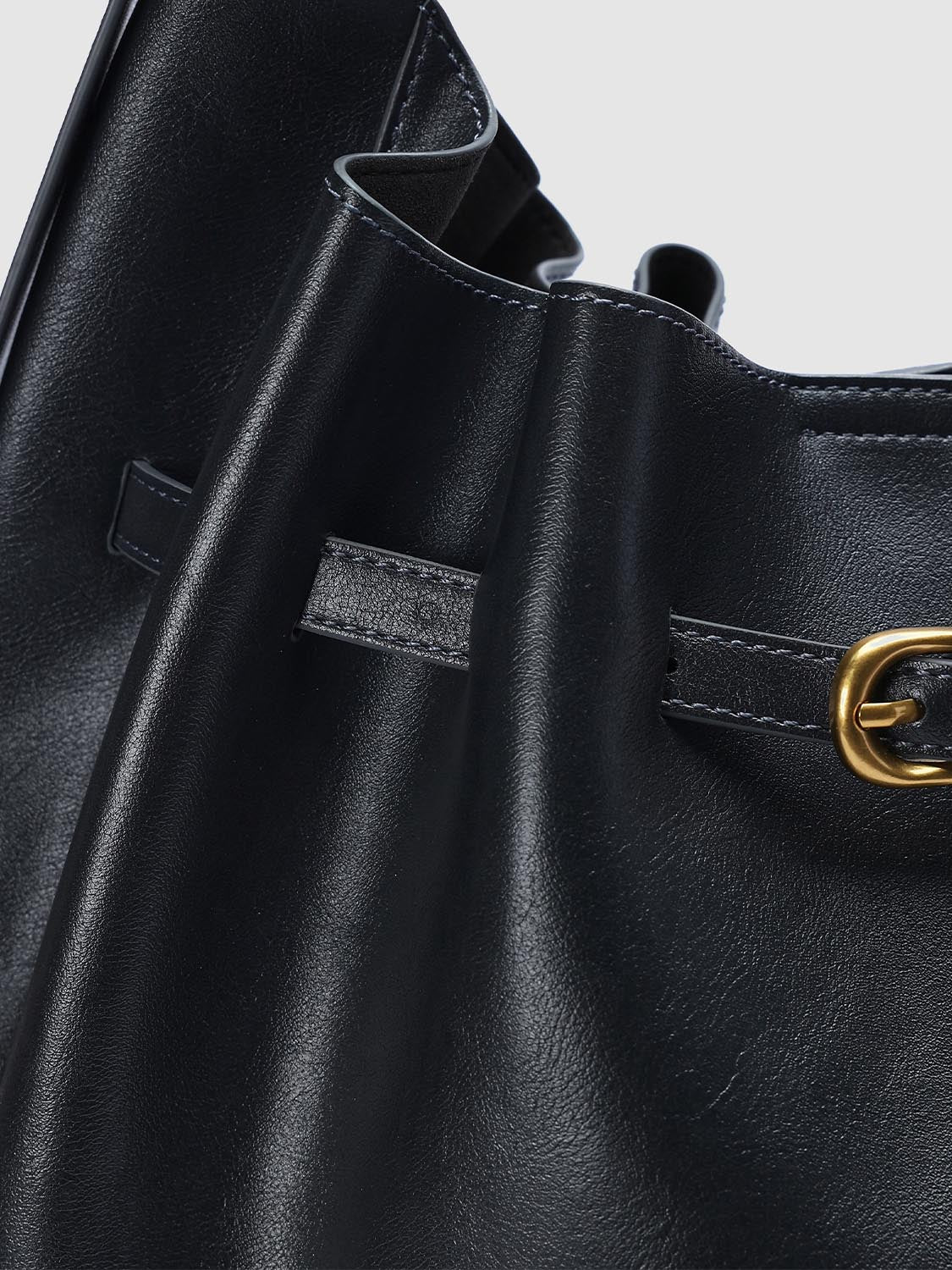 Shoulder Bags