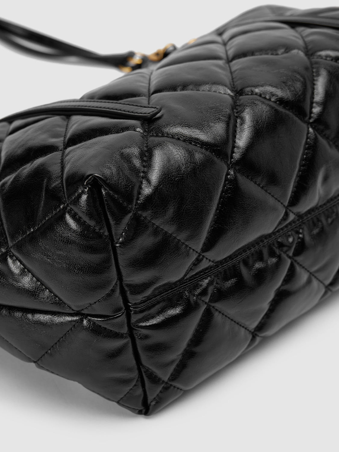 Shoulder Bags