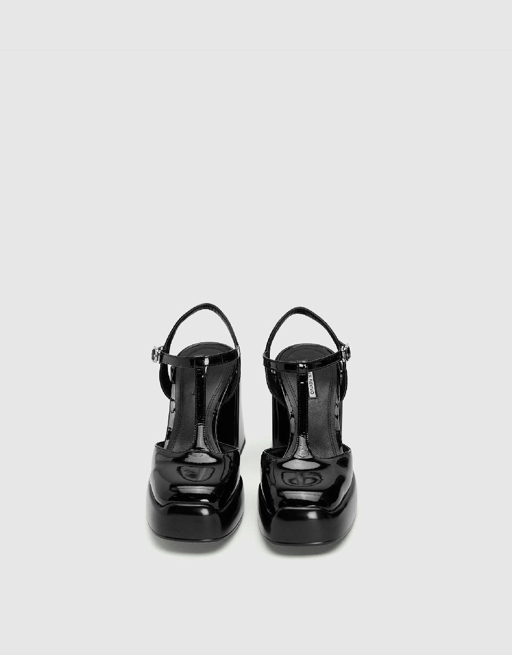 Heeled Round Toe Slingbacks