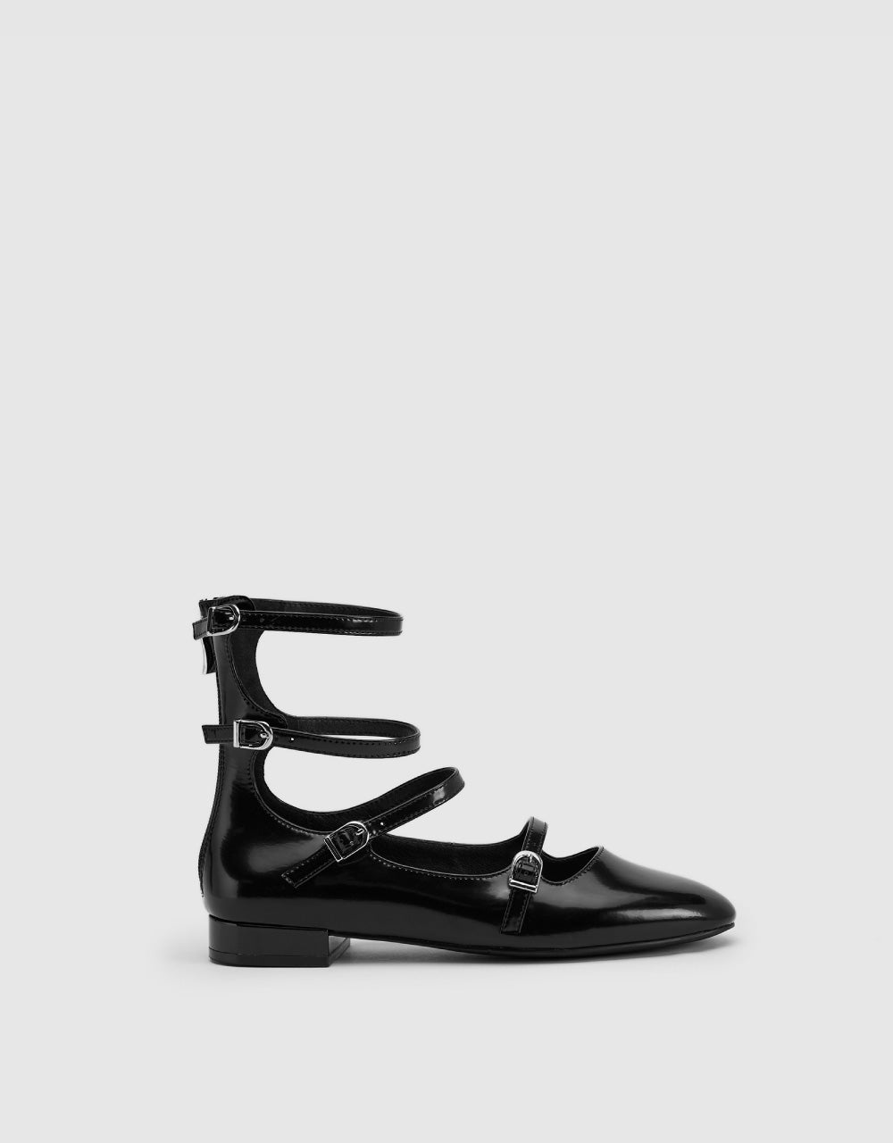 Muti-Buckle Round Toe Pumps
