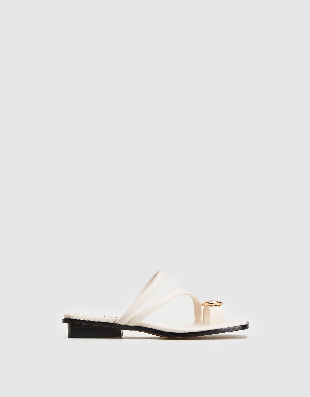 Square One Toe Slippers