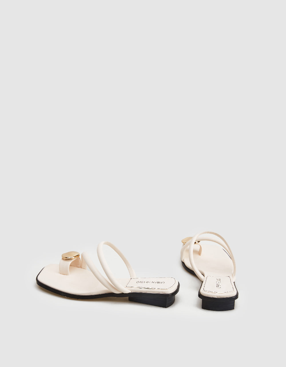 Square One Toe Slippers