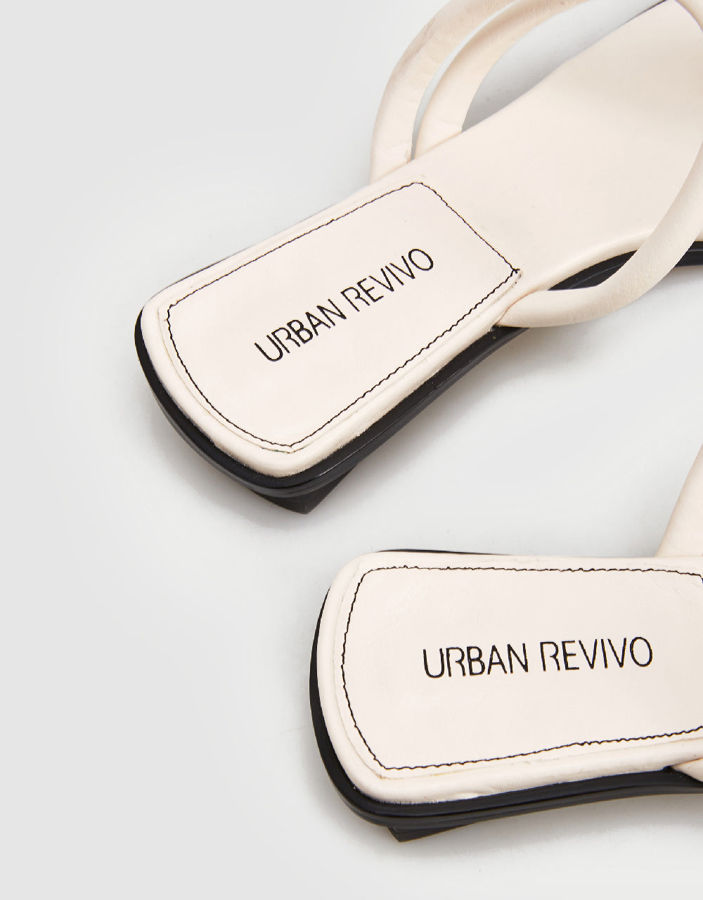 Square One Toe Slippers