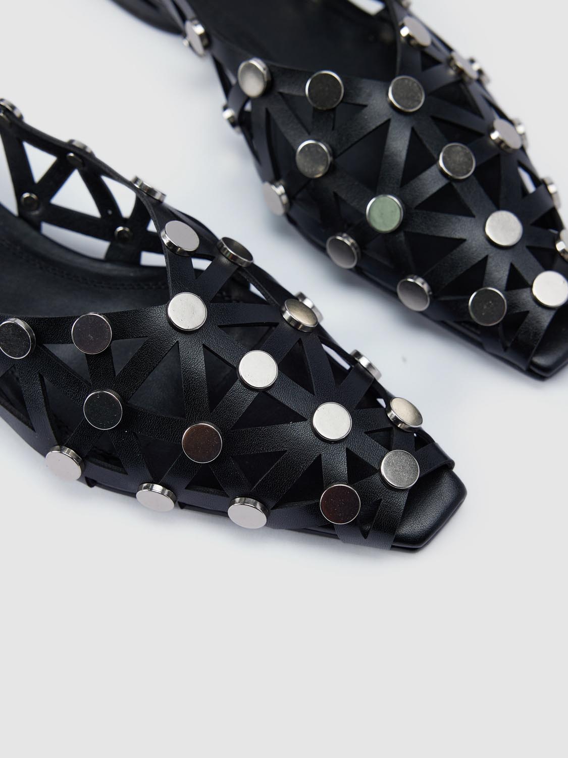 Slingbacks