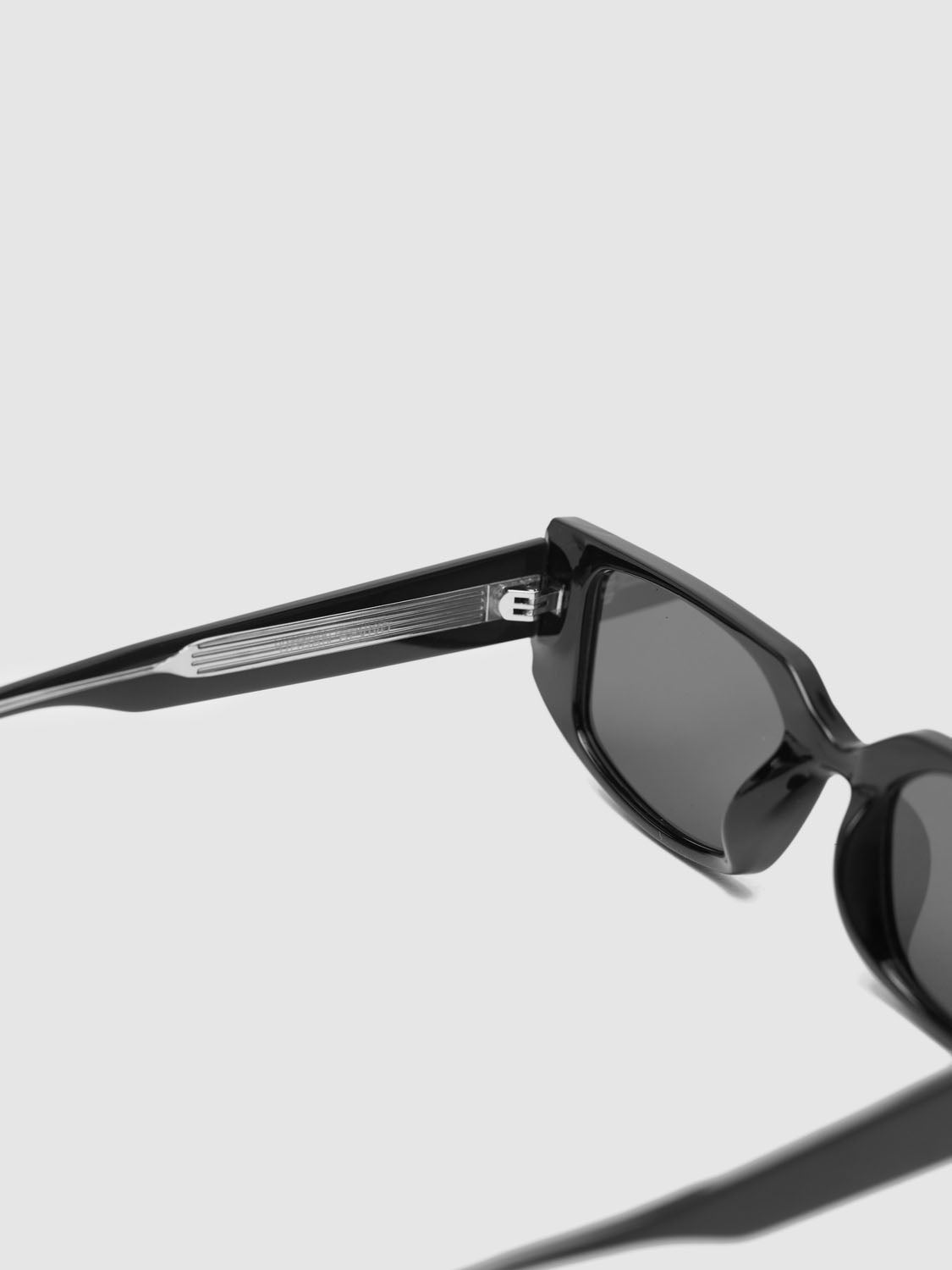 Polarizing Glasses
