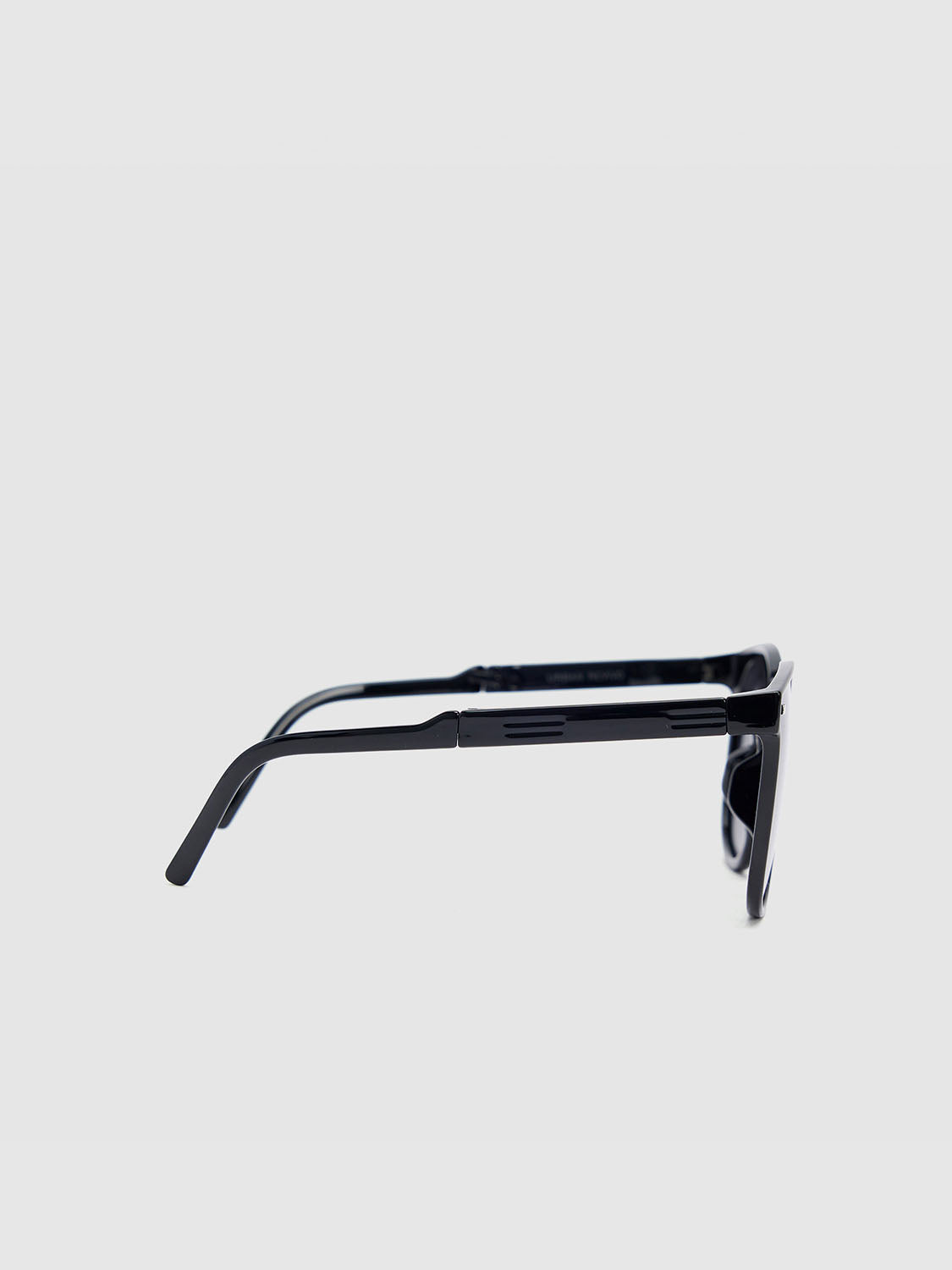 Polarizing Glasses