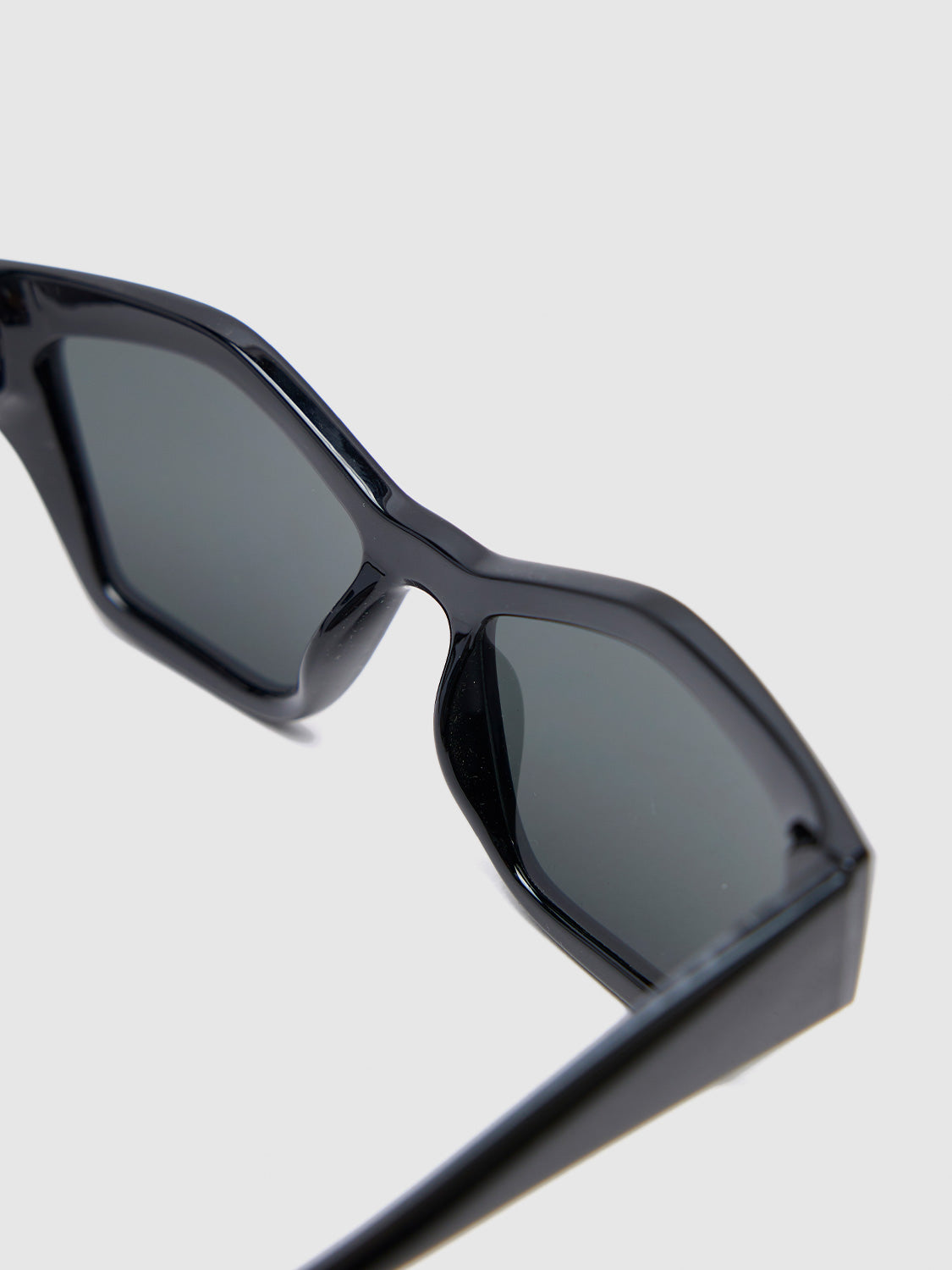 Polarizing Glasses