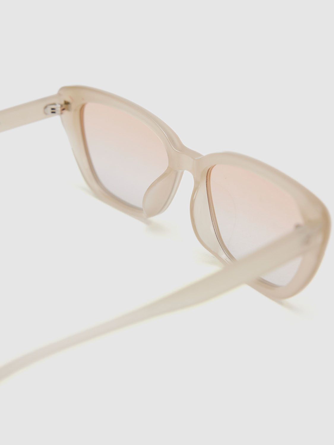 Polarizing Glasses