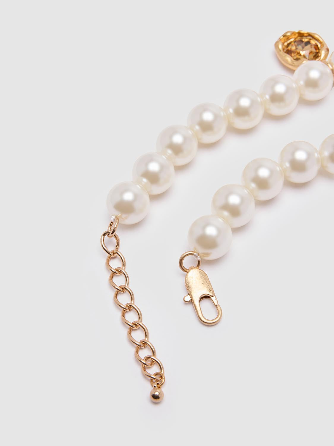 Faux Pearl Charm Detail Necklace
