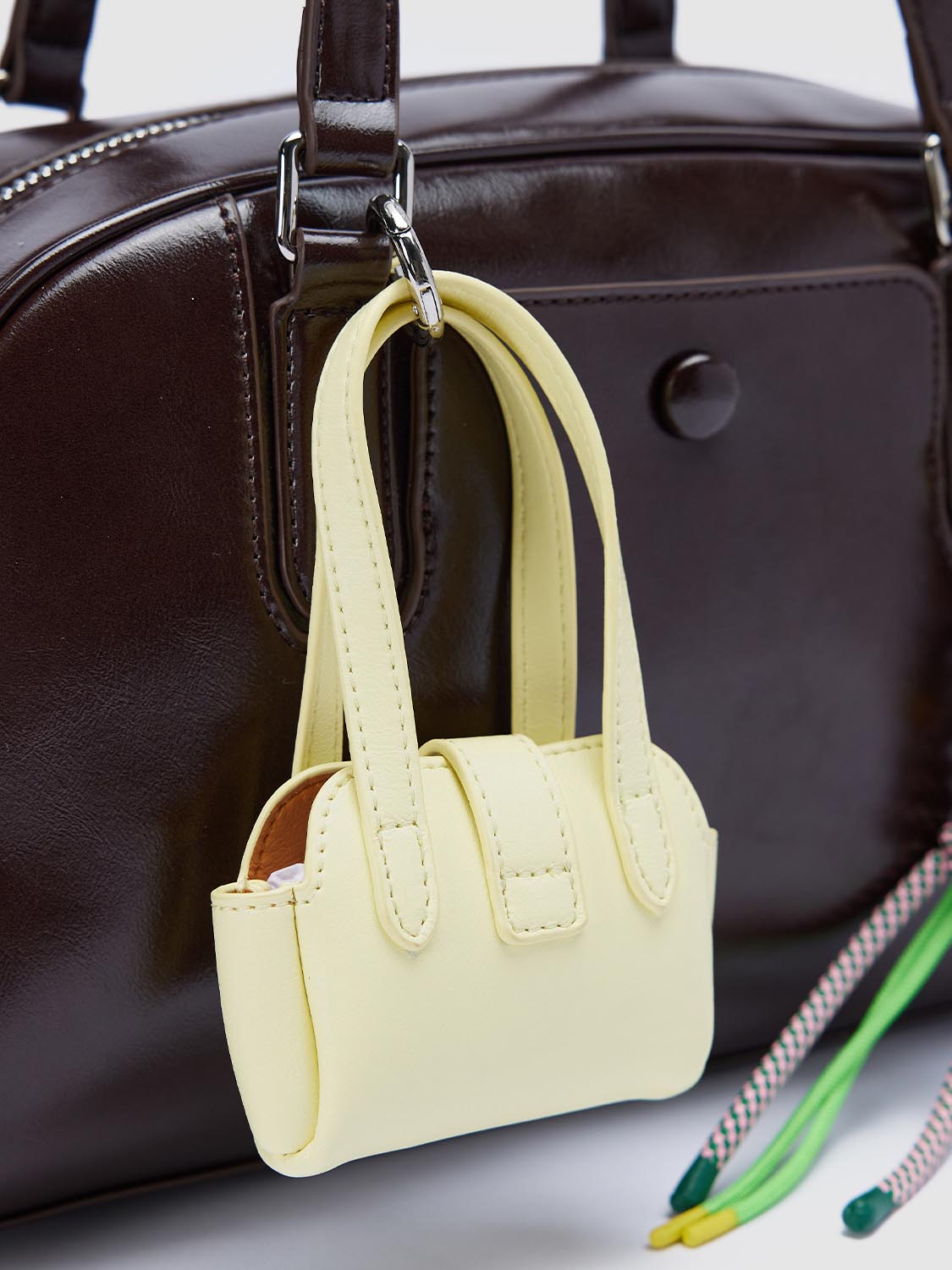 Shoulder Bags