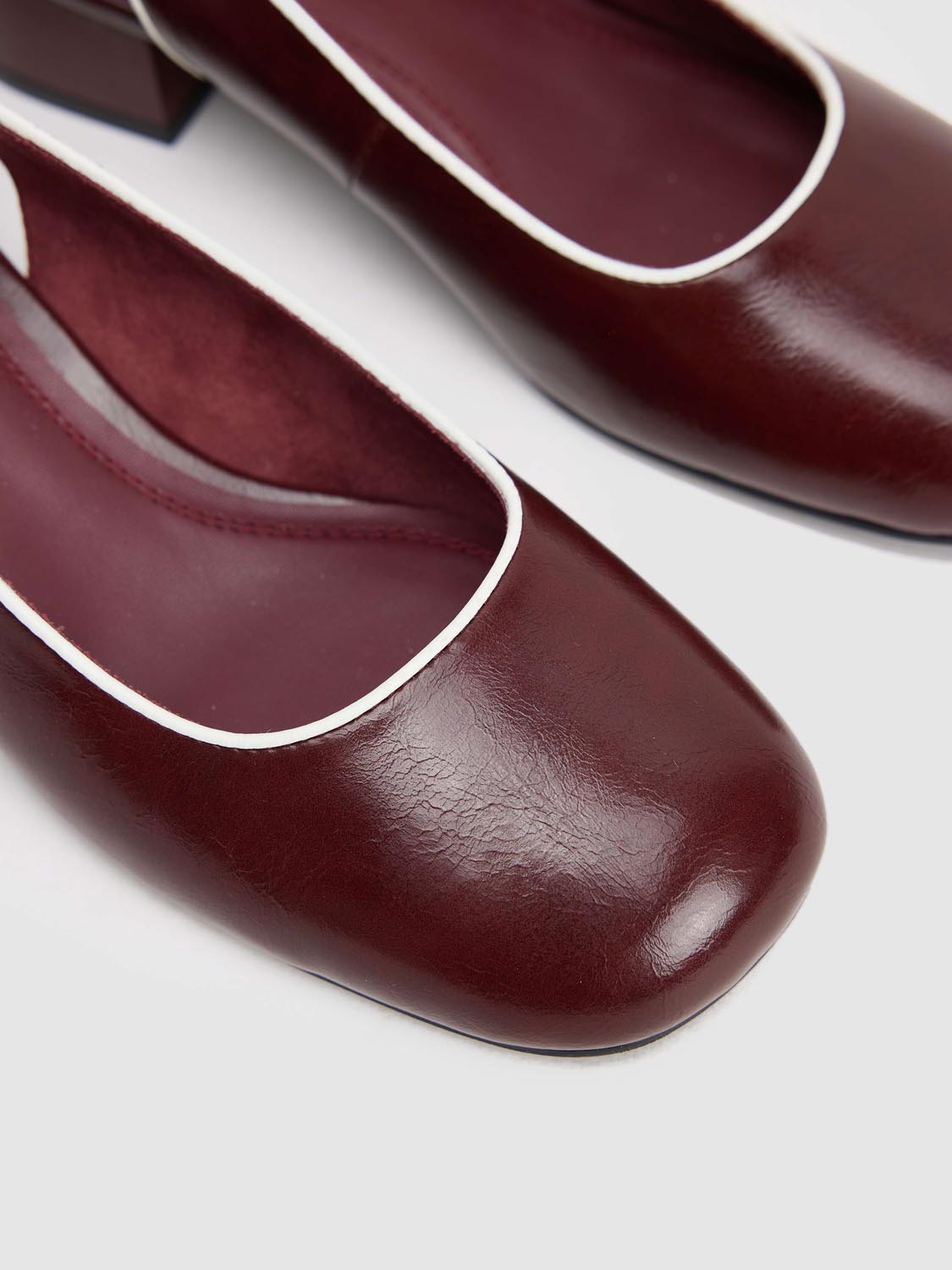 Slingbacks
