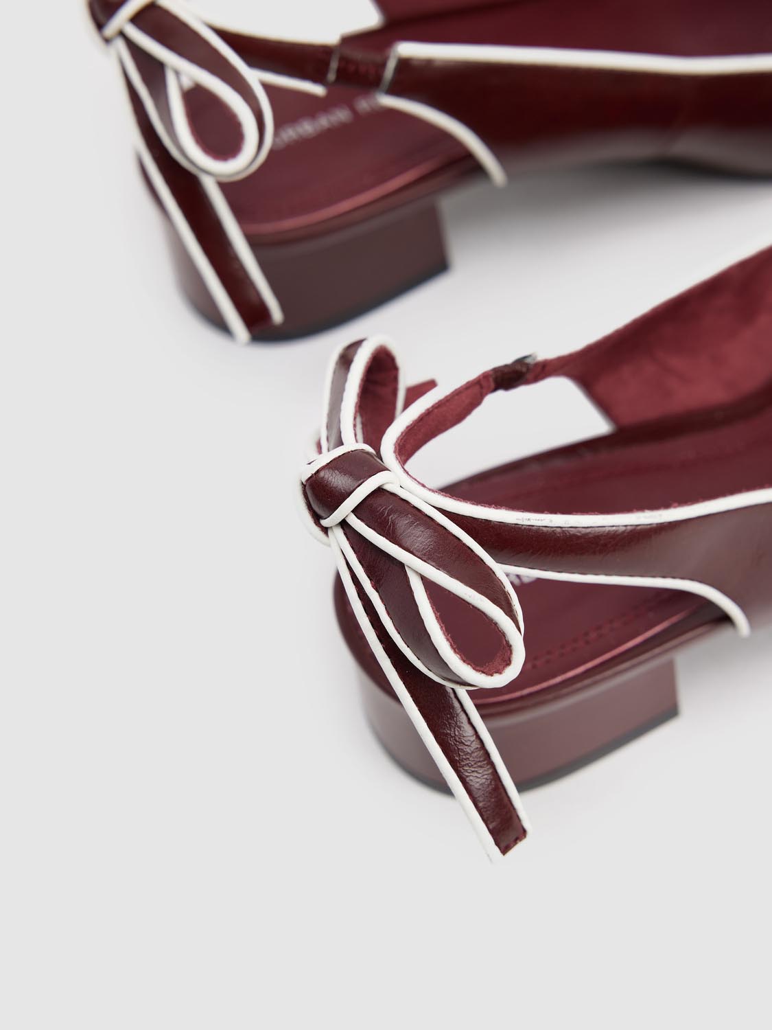 Slingbacks