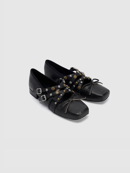 Buckle Detail Heeled Pumps