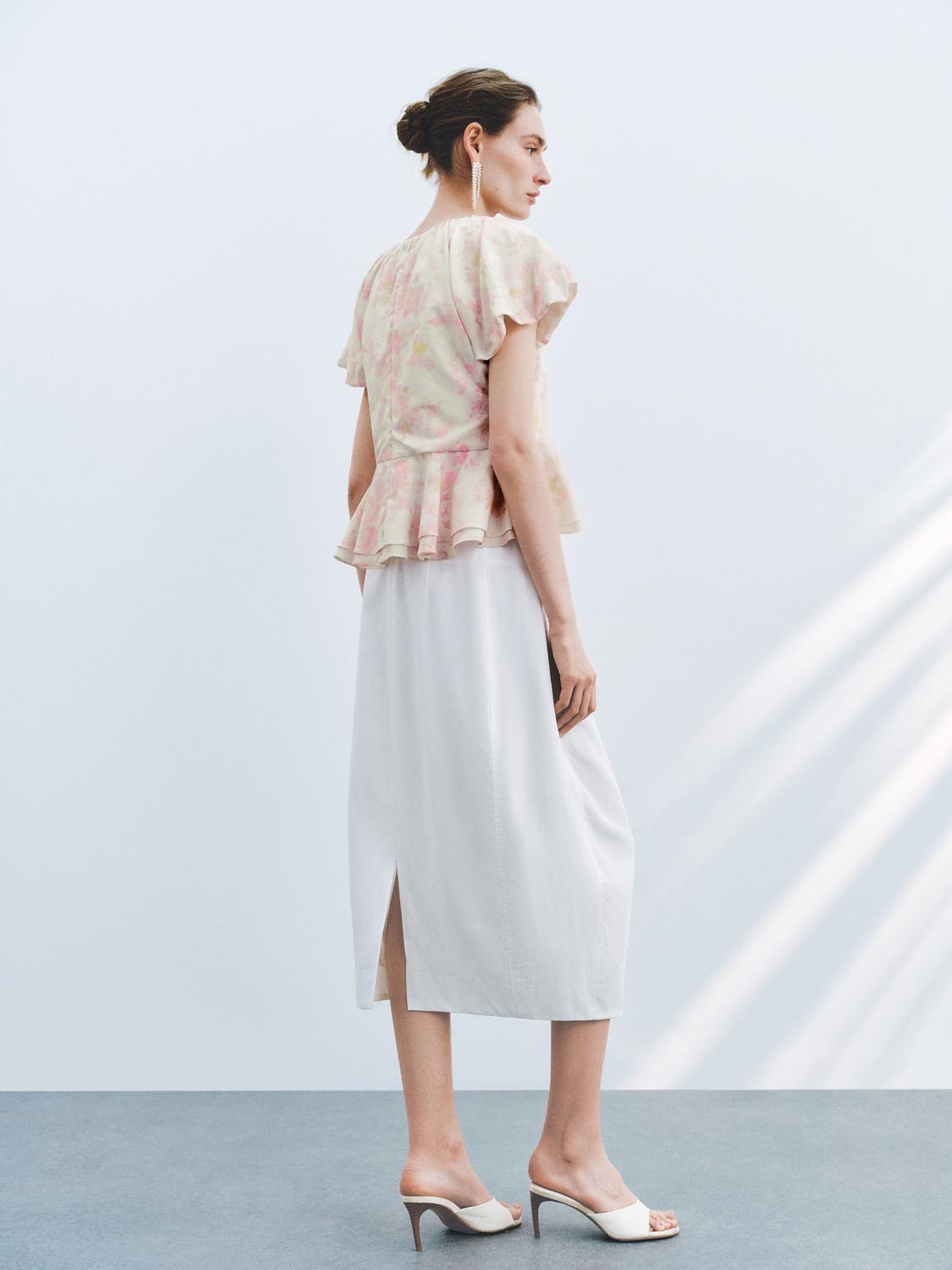 Floral Ruffle Overhead Shirts