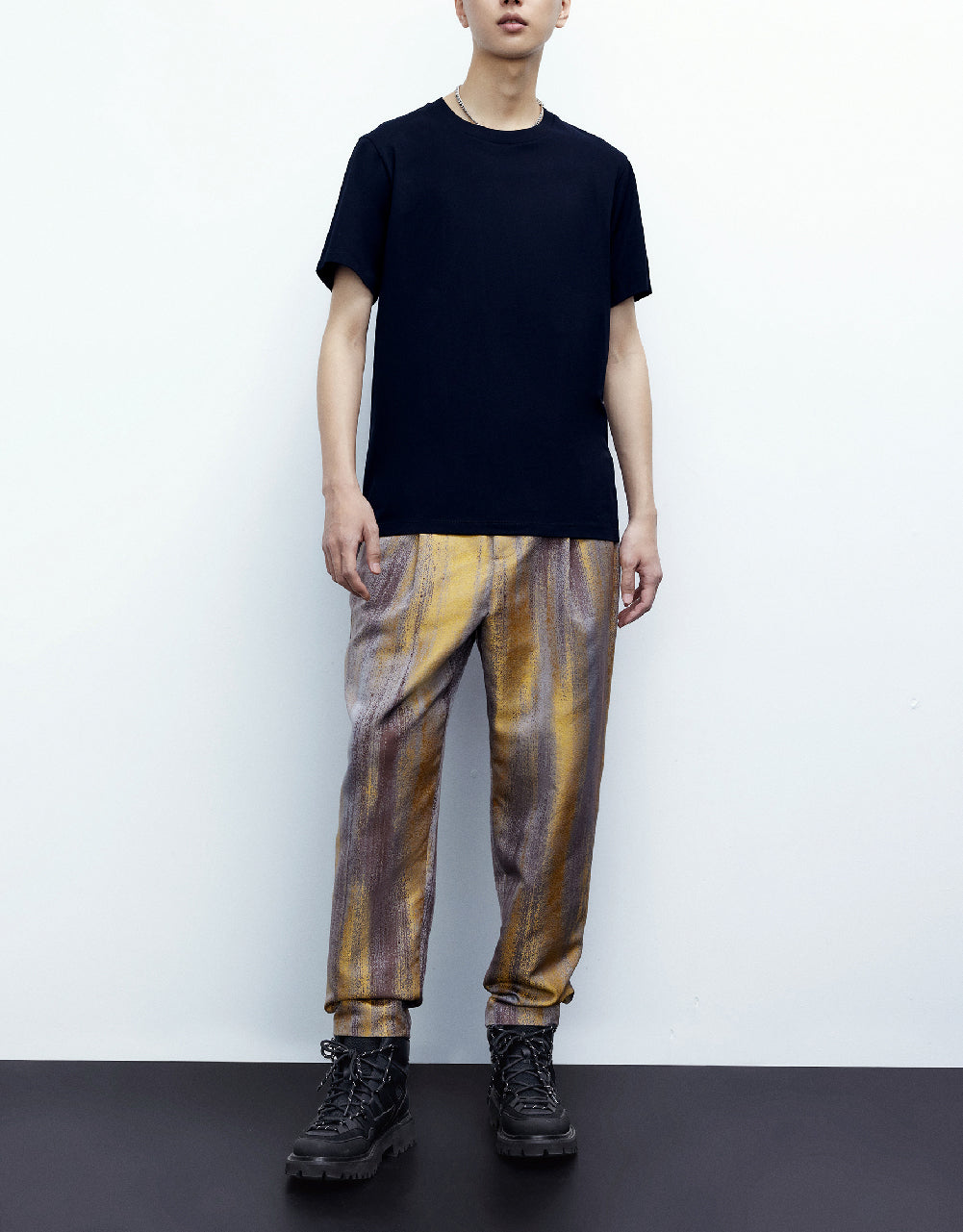Drop Shoulder Sleeve Crew Neck T-Shirt