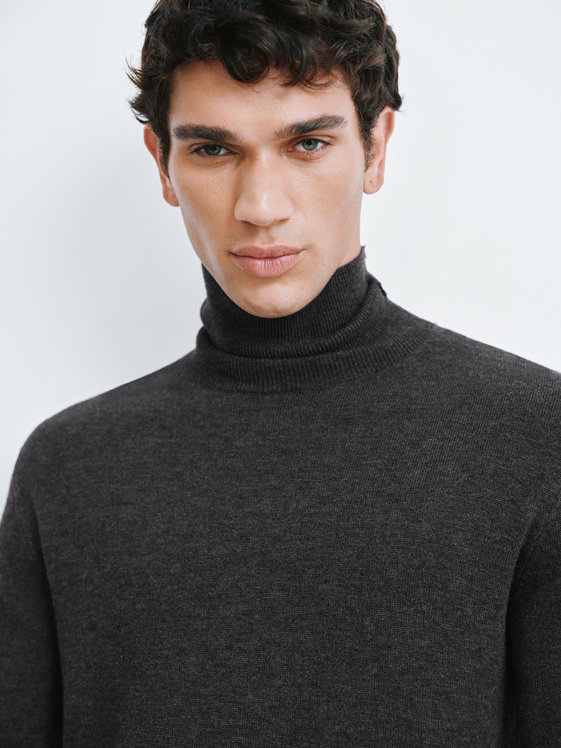 High Neck Knitted T-Shirts