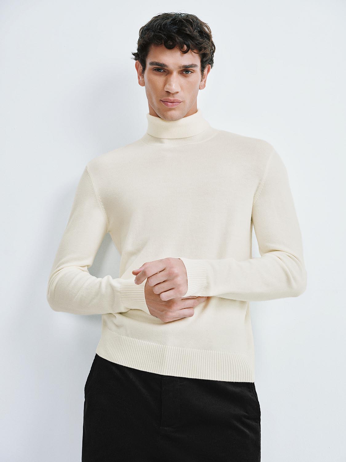 High Neck Knitted T-Shirts