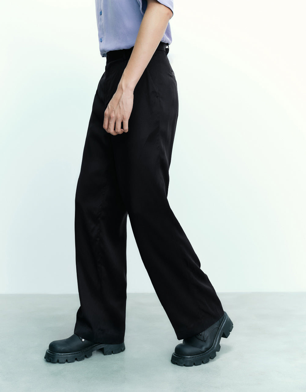 Loose Wide-Leg Pants
