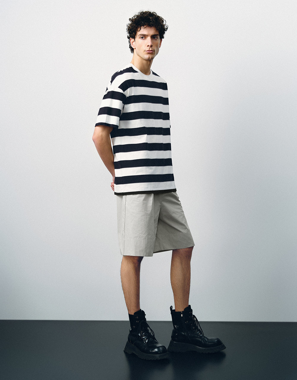Loose Shorts