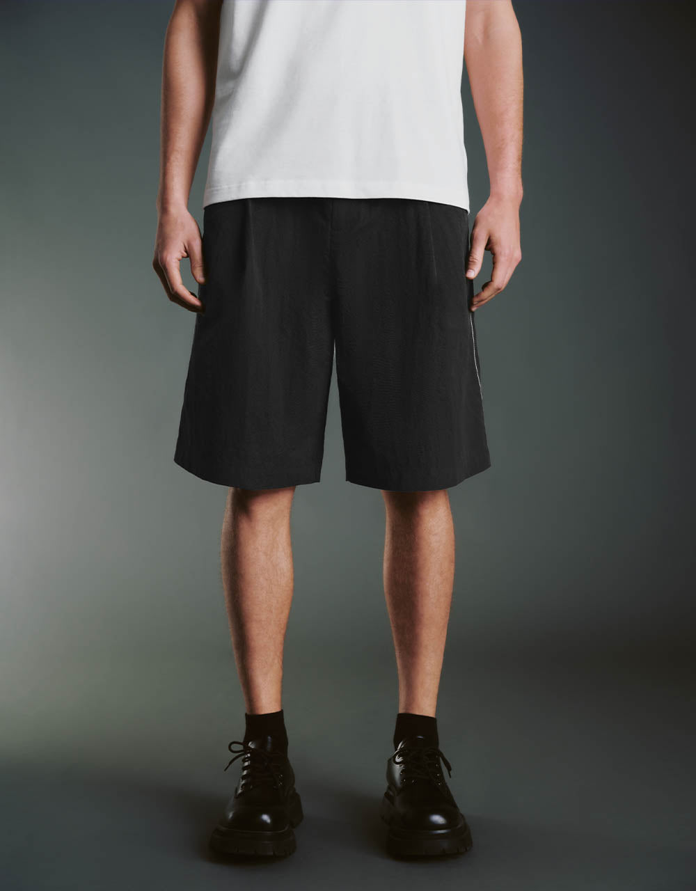 Loose Straight Shorts
