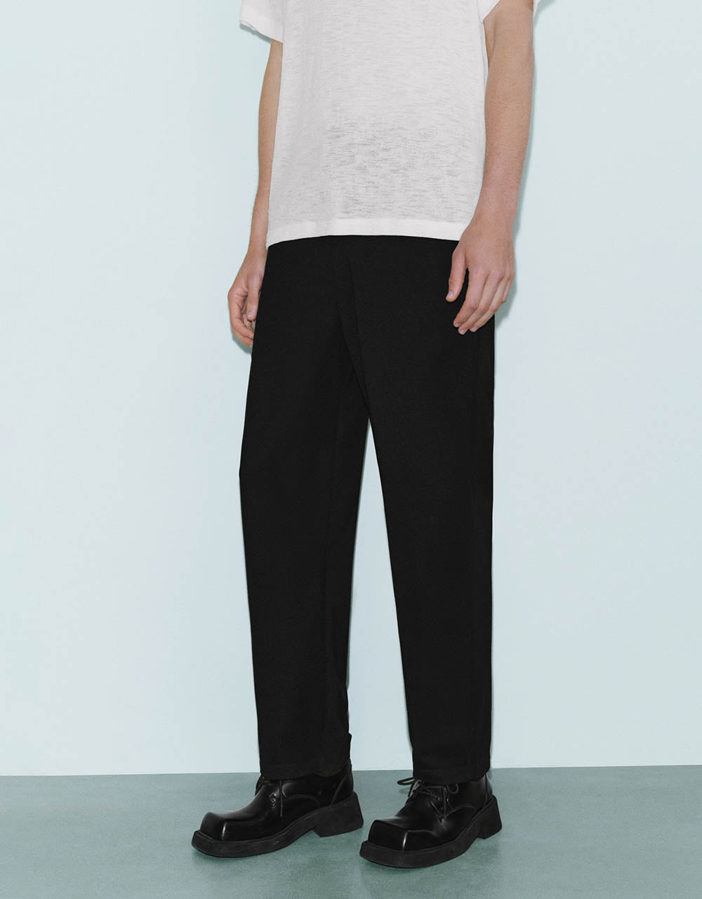 Loose Knitted Carrot Fit Pants