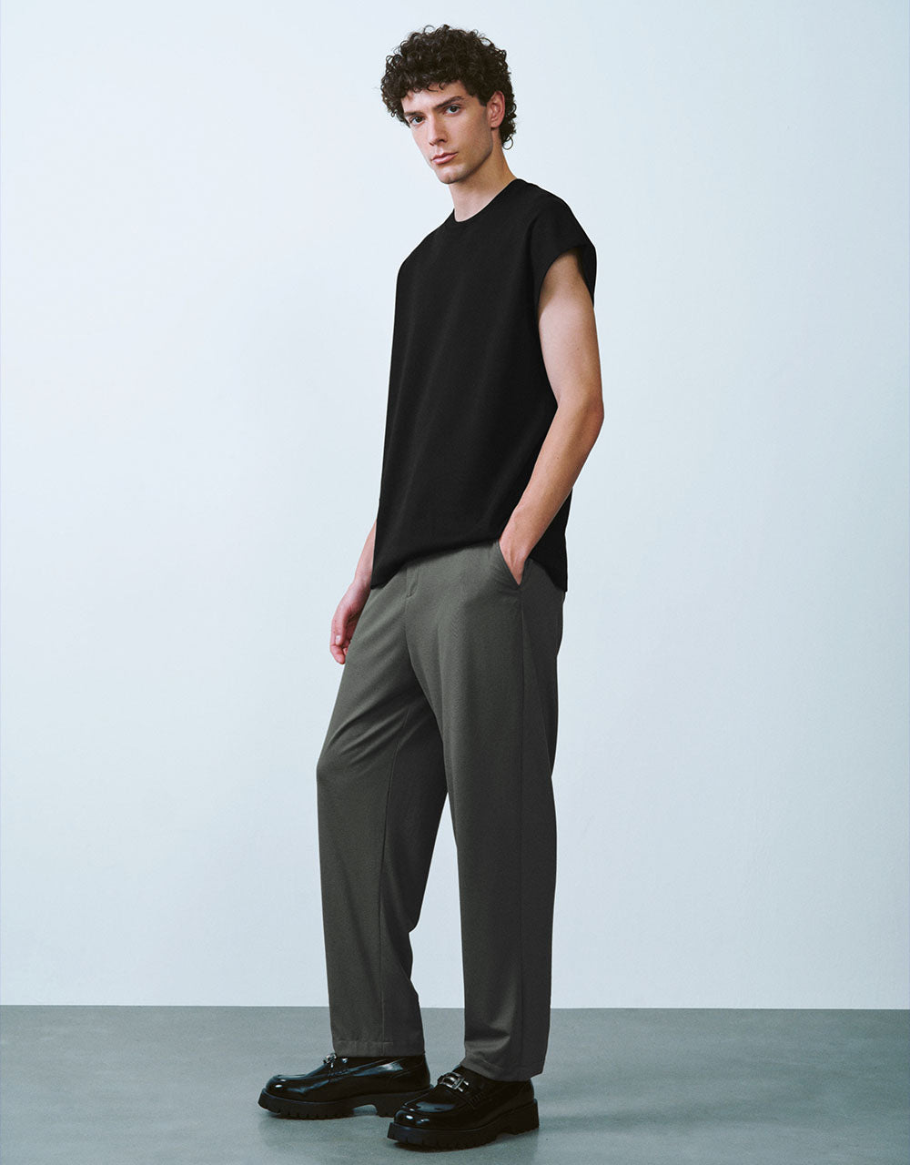 Loose Knitted Carrot Fit Pants