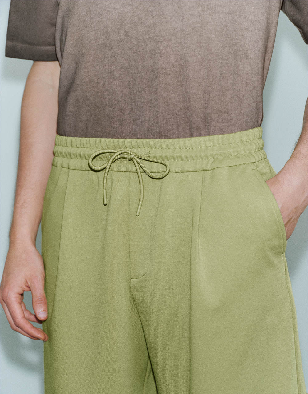 Drawstring Waist Loose Shorts