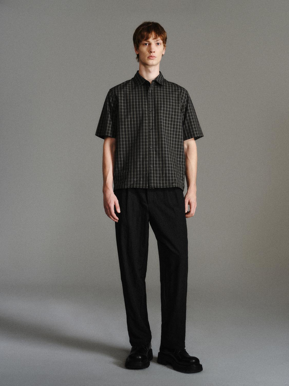 Pleated Tapered Pants