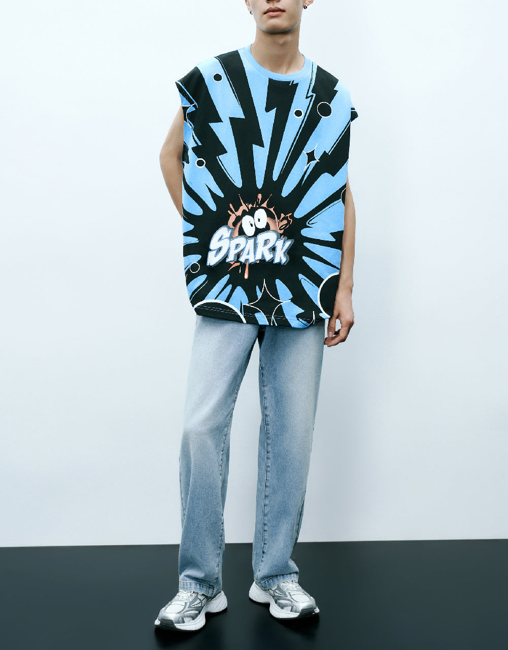 Loose Straight Jeans