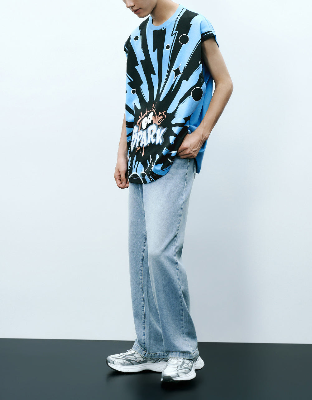 Loose Straight Jeans