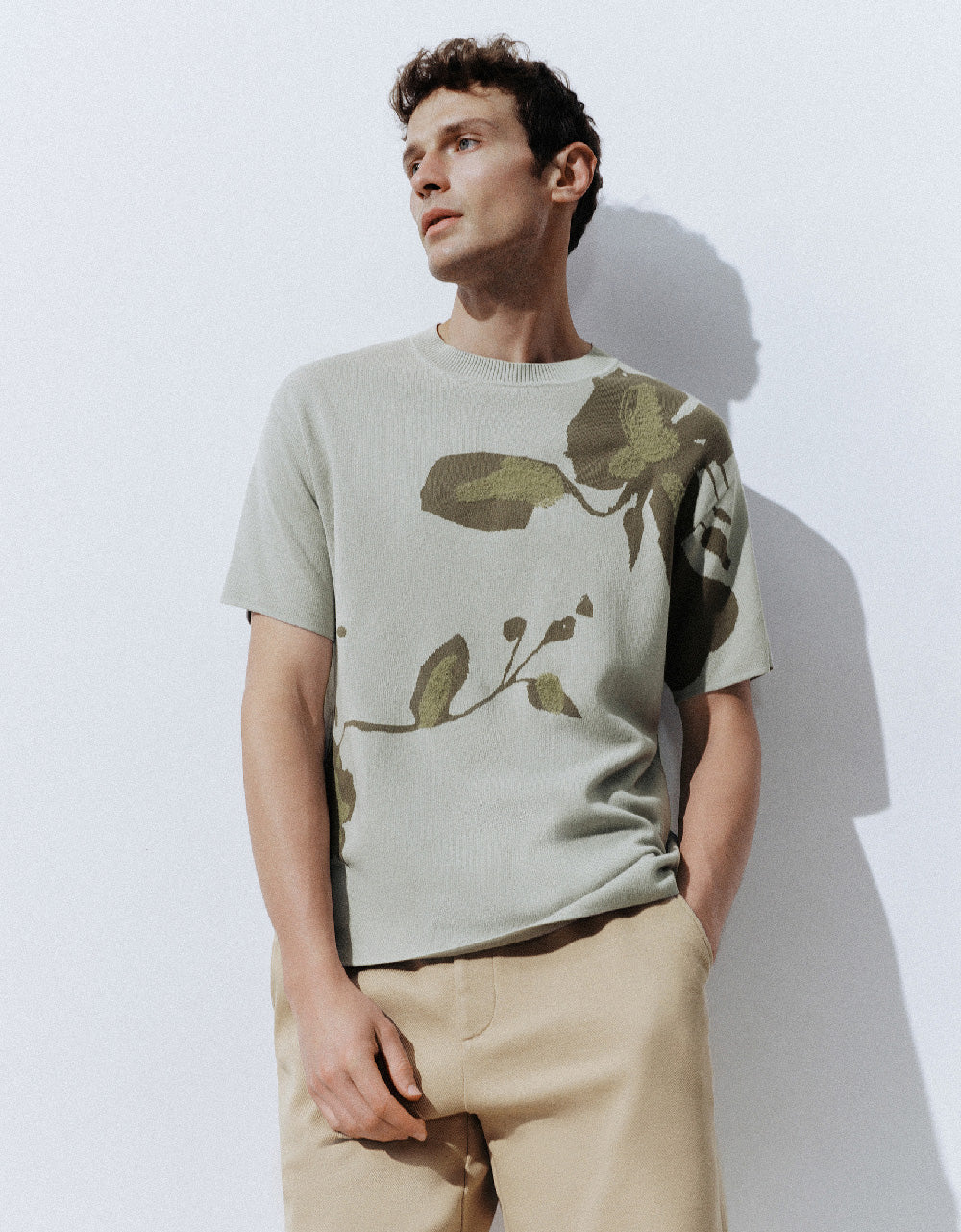 Flower Embroidered Knitted T-Shirt