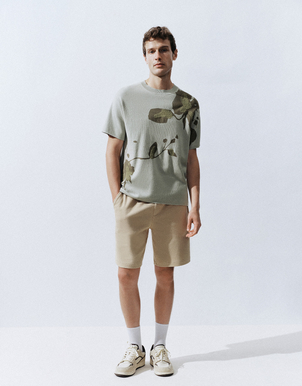 Flower Embroidered Knitted T-Shirt