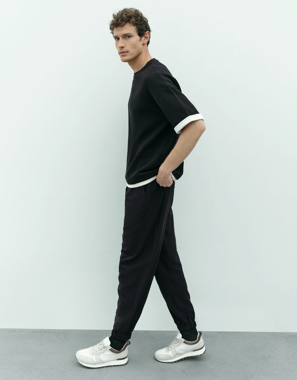 Straight Crew Neck T-Shirt