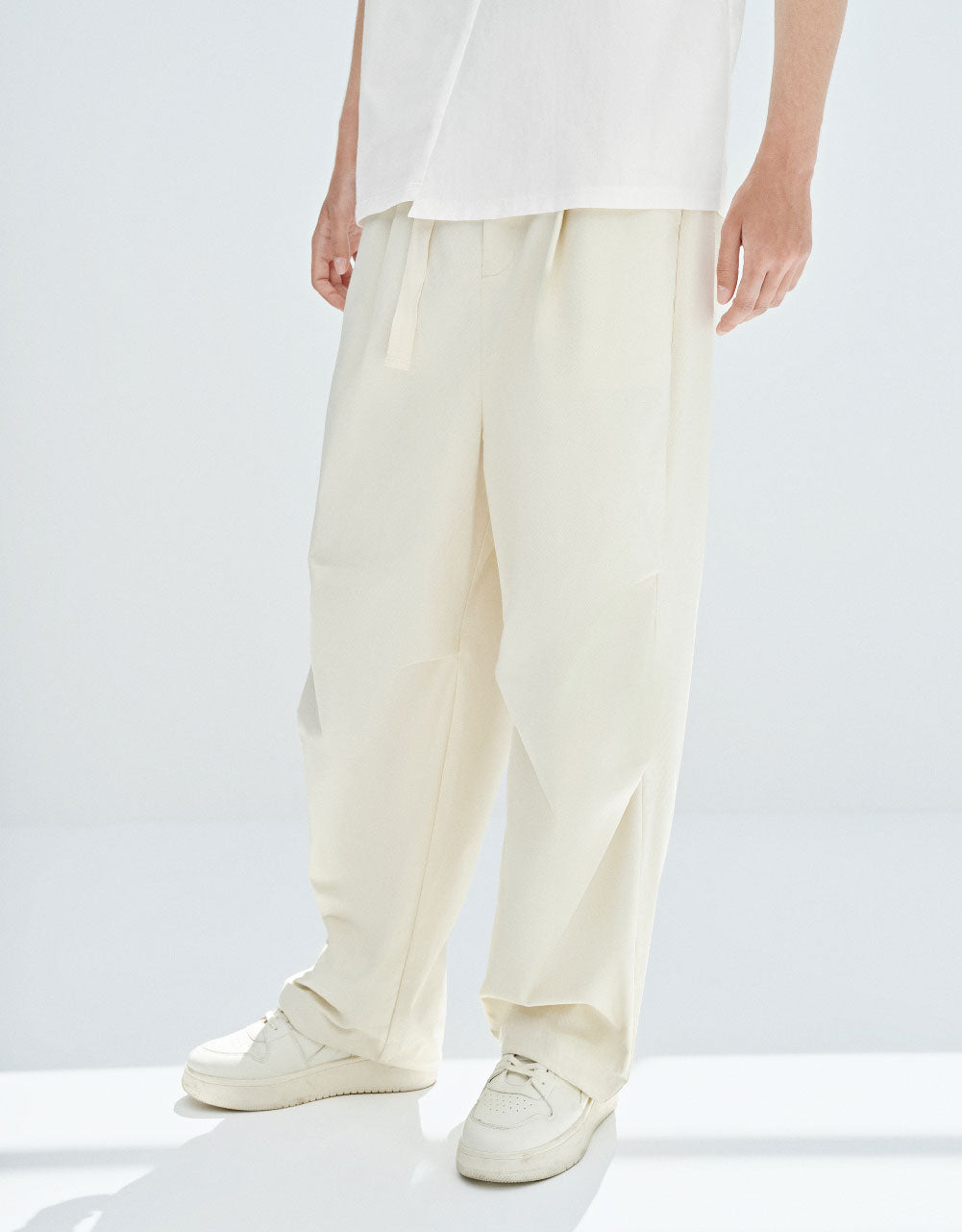 Straight Pants With Belt