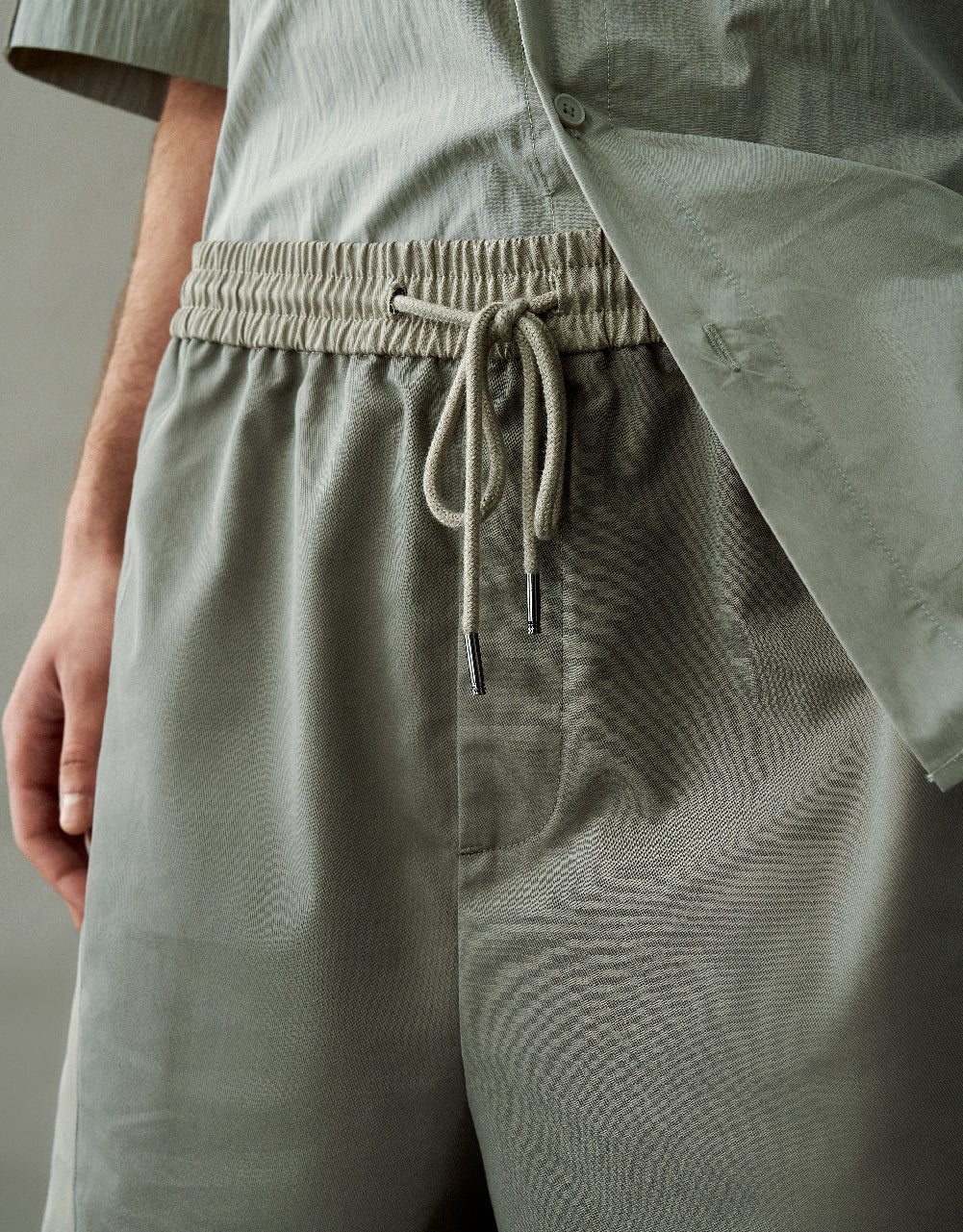 Drawstring Waist Colorblocks Shorts