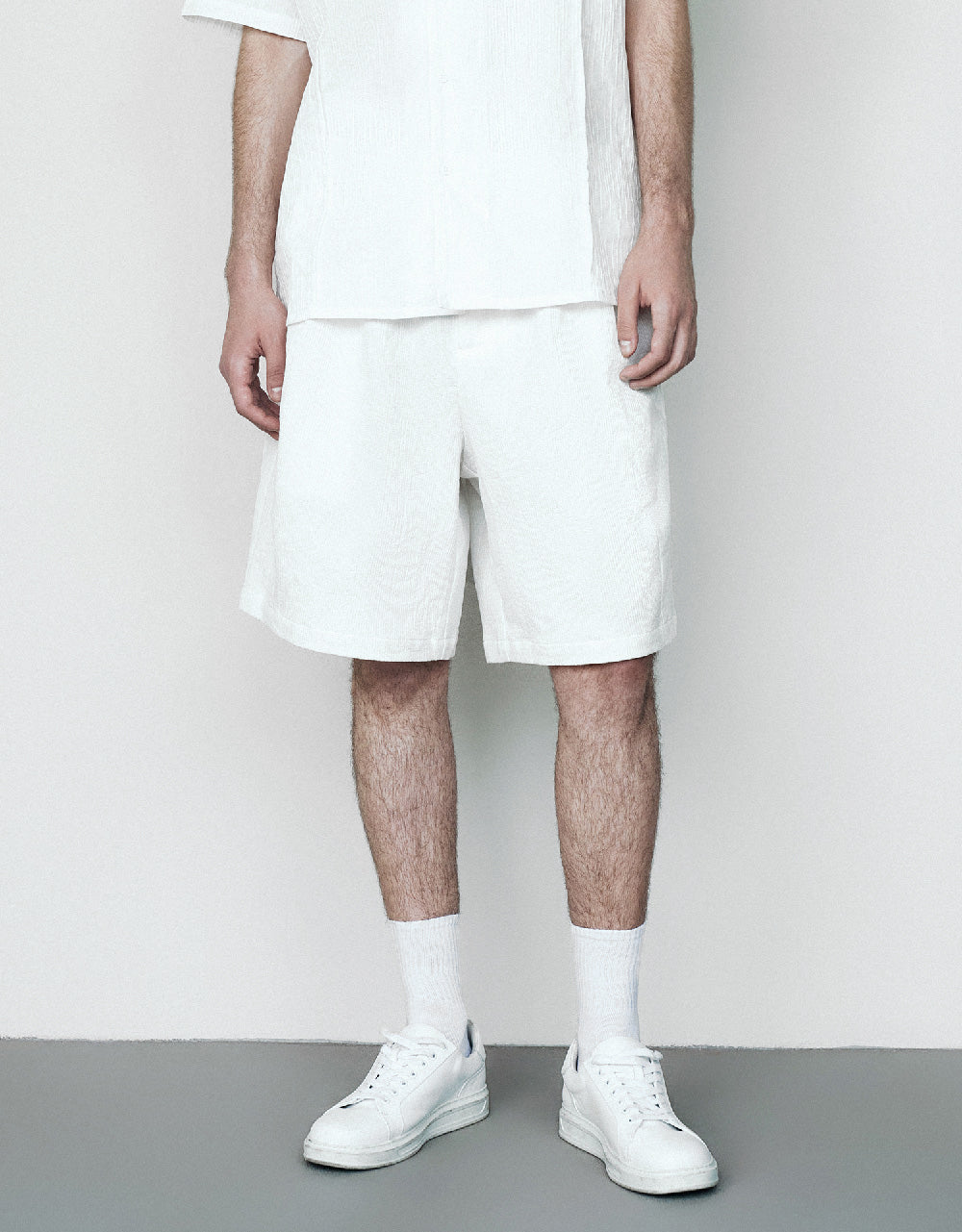 Textured Elastic Waist Shorts