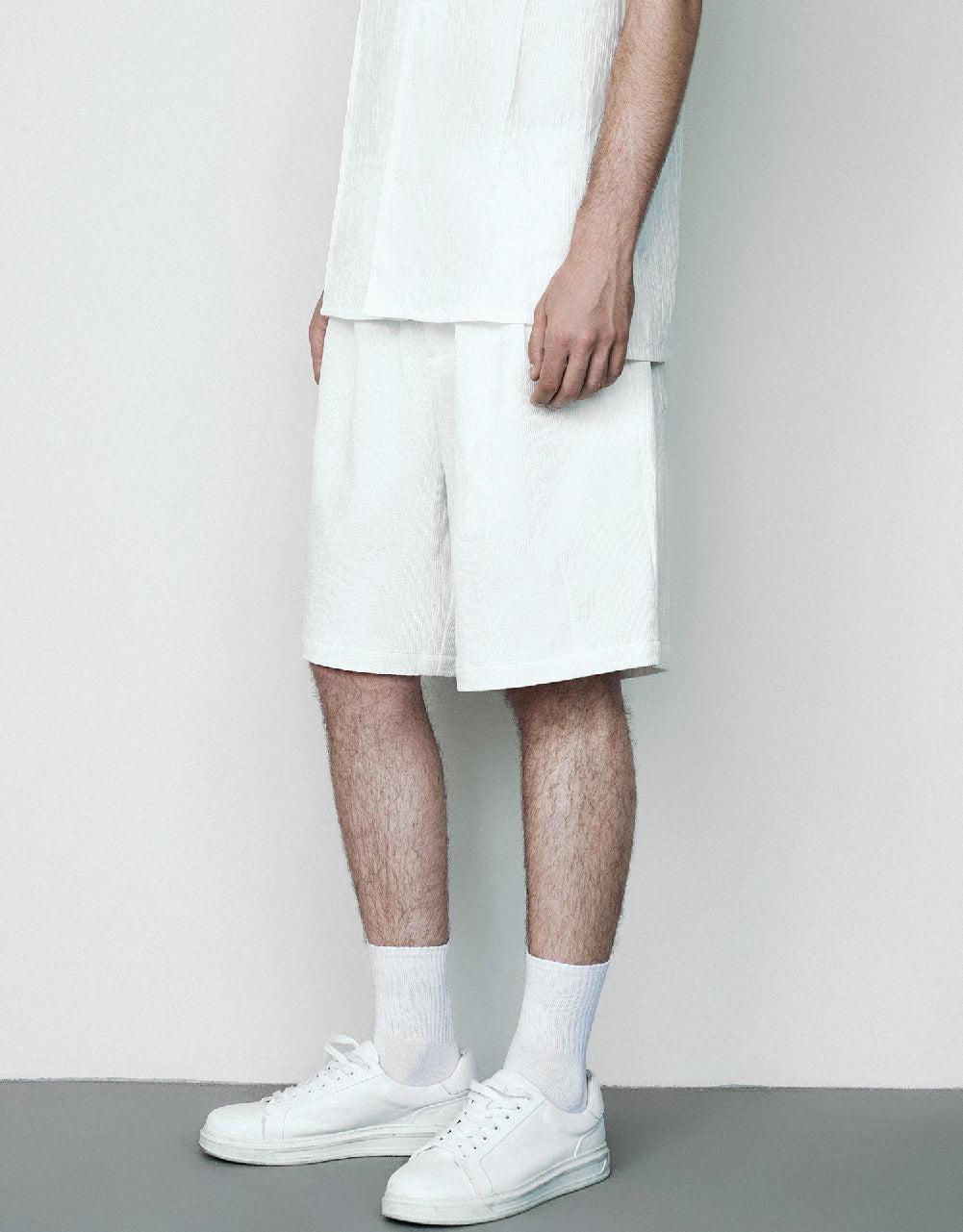 Textured Elastic Waist Shorts