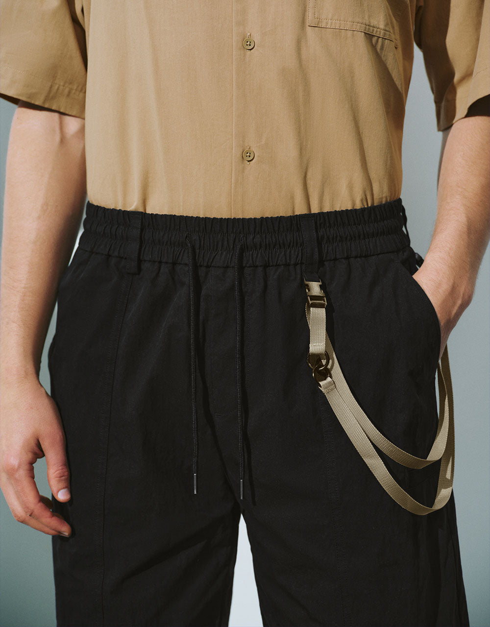 Drawstring Waist Loose Shorts