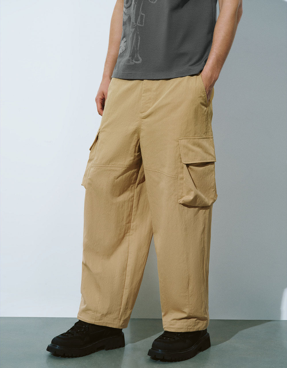 Multi-Pocket Carrot Fit Pants