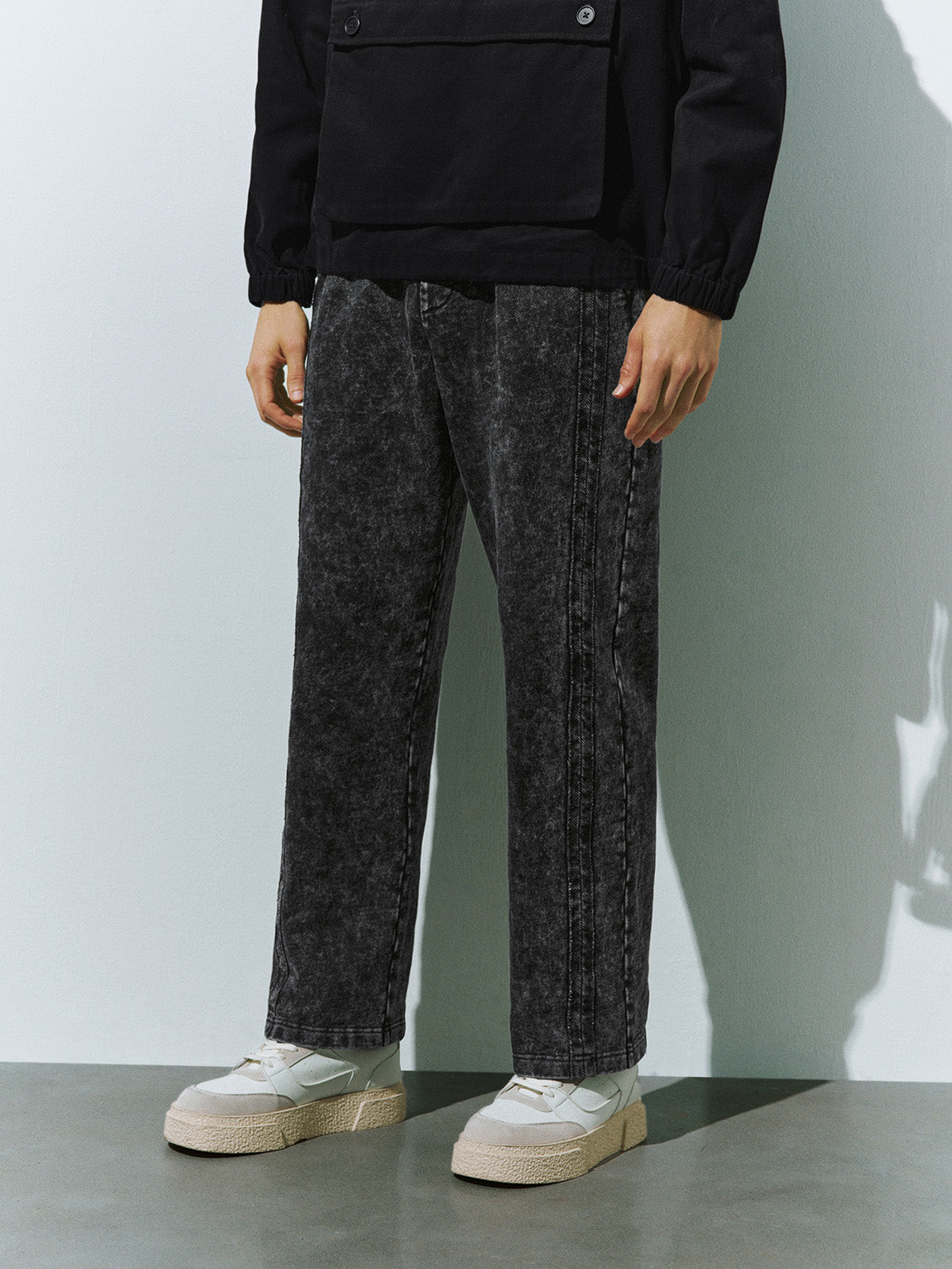 Drawstring Waist Loose Straight Pants